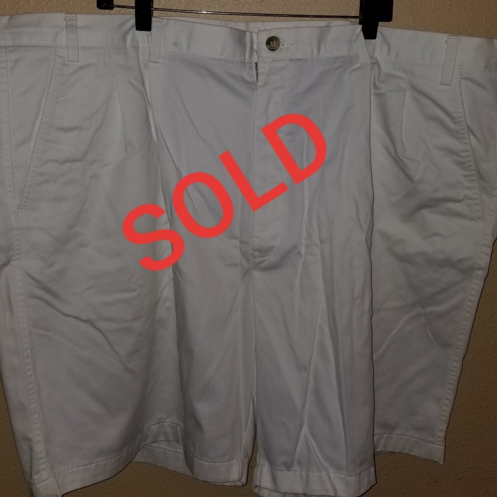 Roundtree & Yorke Shorts